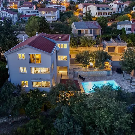 Relax-2 By Interhome Apartman *