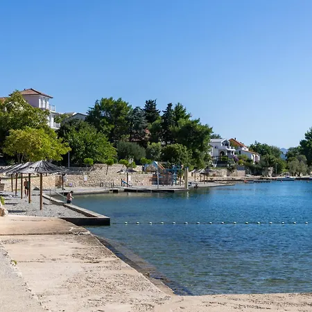 Relax-2 By Interhome Apartman Maslenica