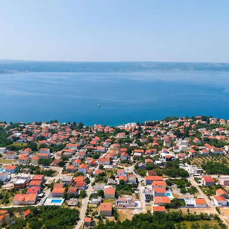 Relax-2 By Interhome Maslenica