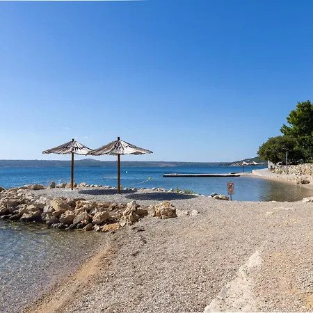 Relax-2 By Interhome * 마슬레니차