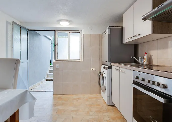 Relax-2 By Interhome Apartmán