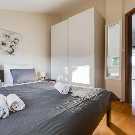 Relax-2 By Interhome