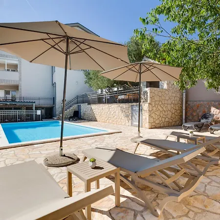 Relax-2 By Interhome