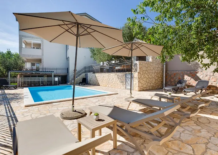 Relax-2 By Interhome